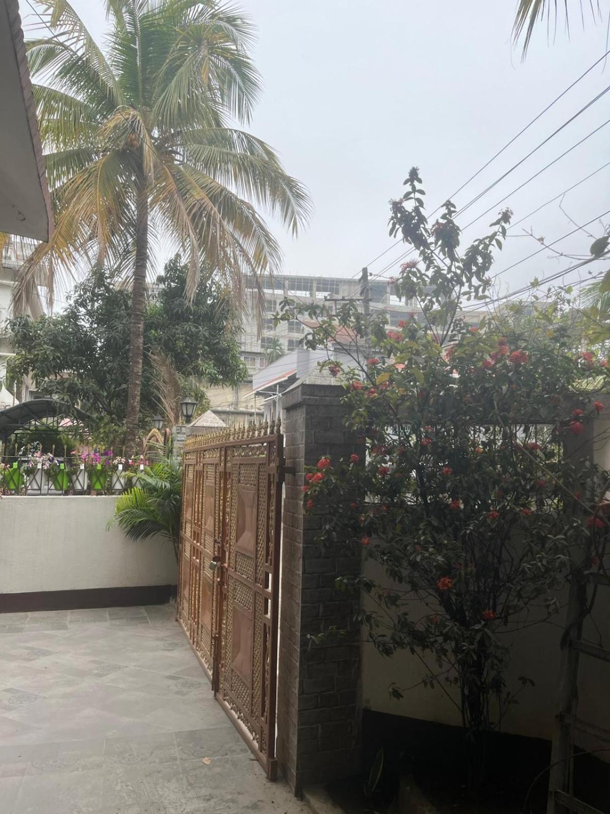 Amazing Homestay 구와하티 외부 사진