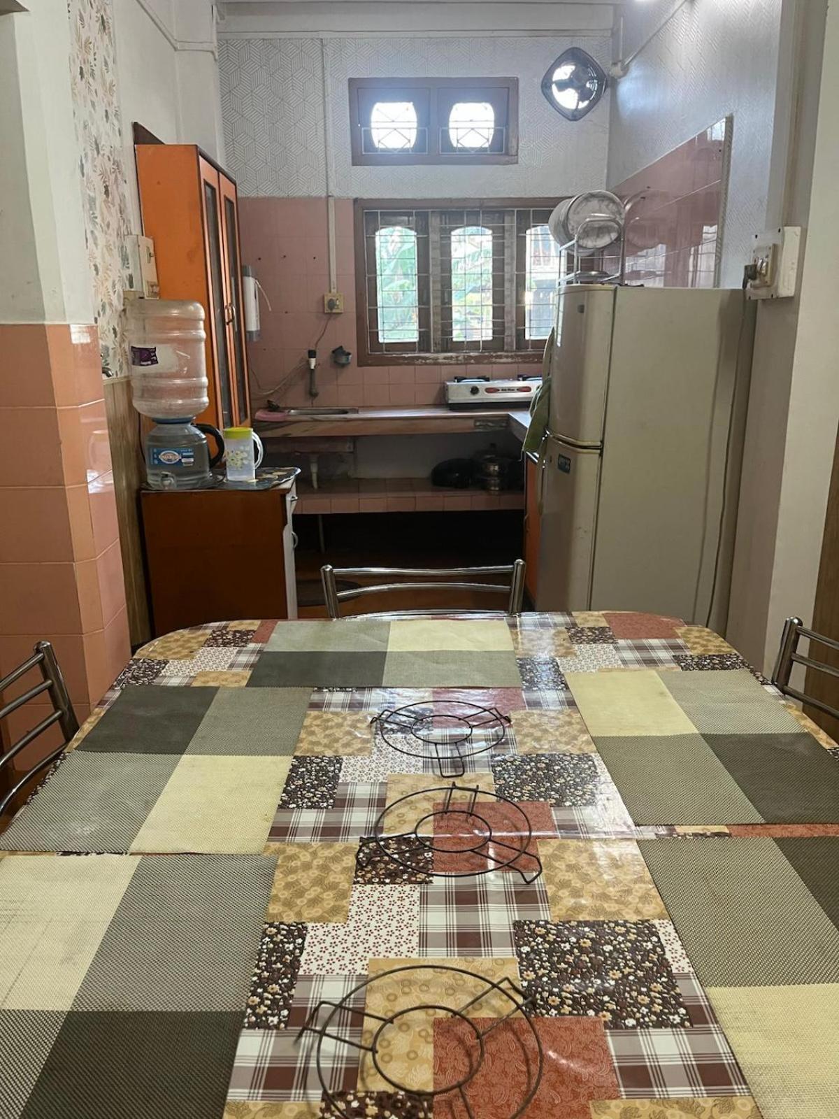 Amazing Homestay 구와하티 외부 사진