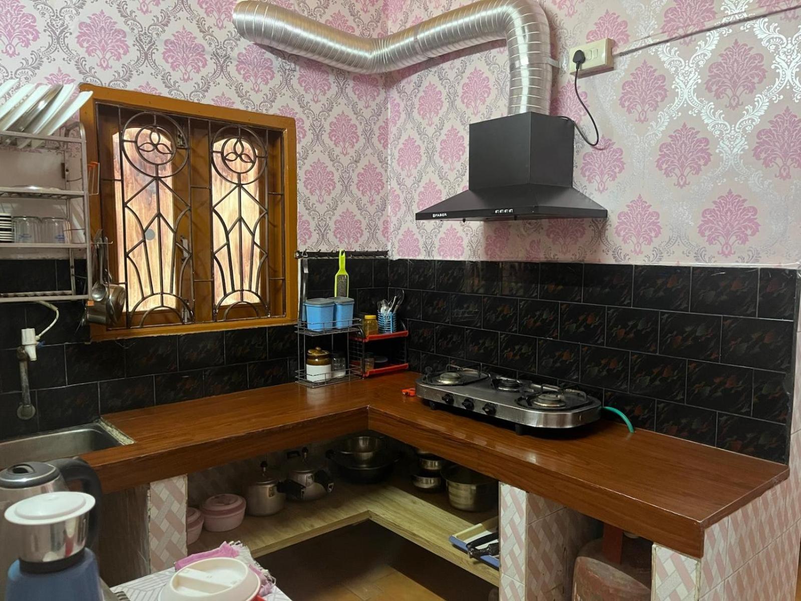 Amazing Homestay 구와하티 외부 사진