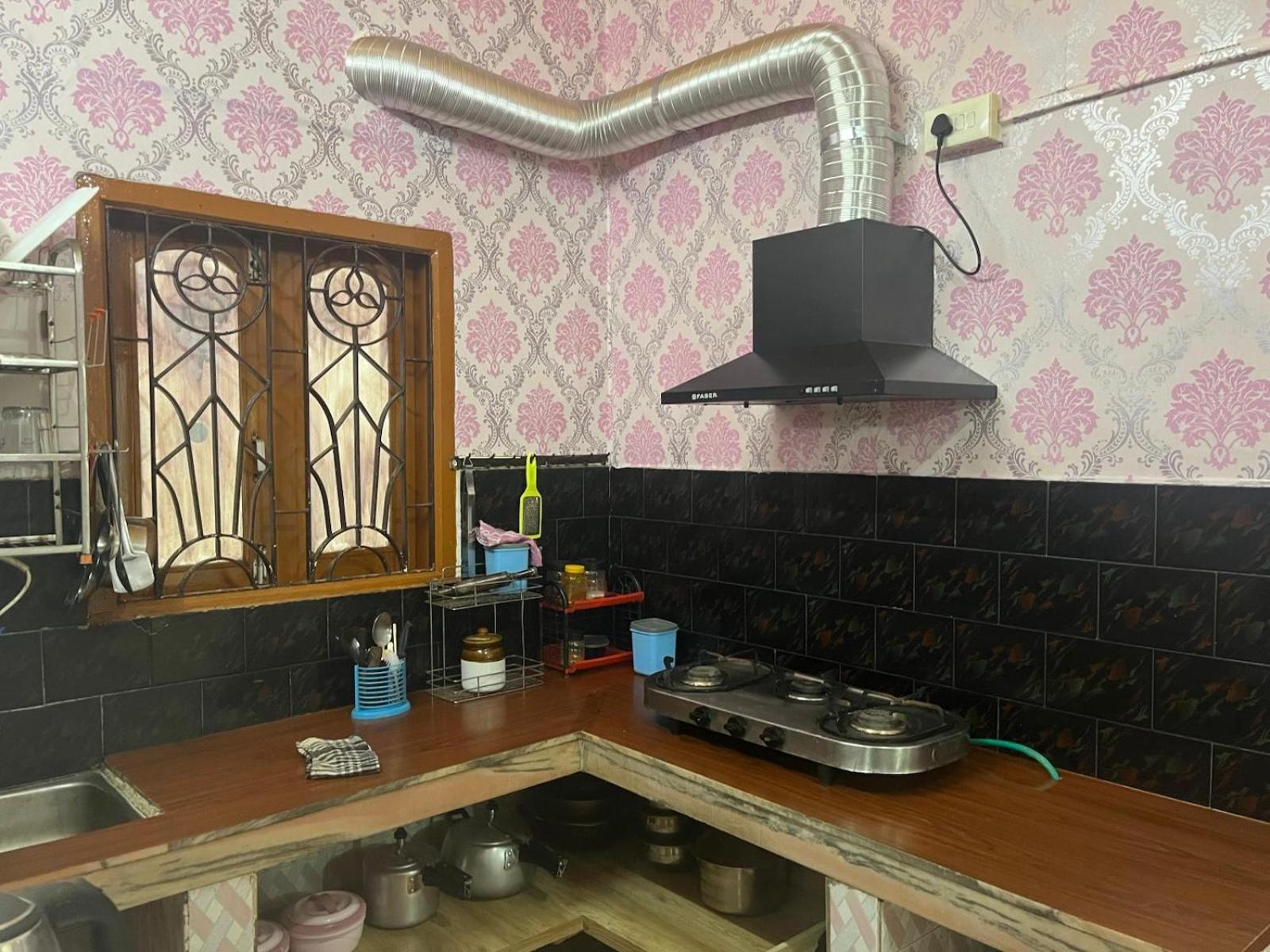 Amazing Homestay 구와하티 외부 사진